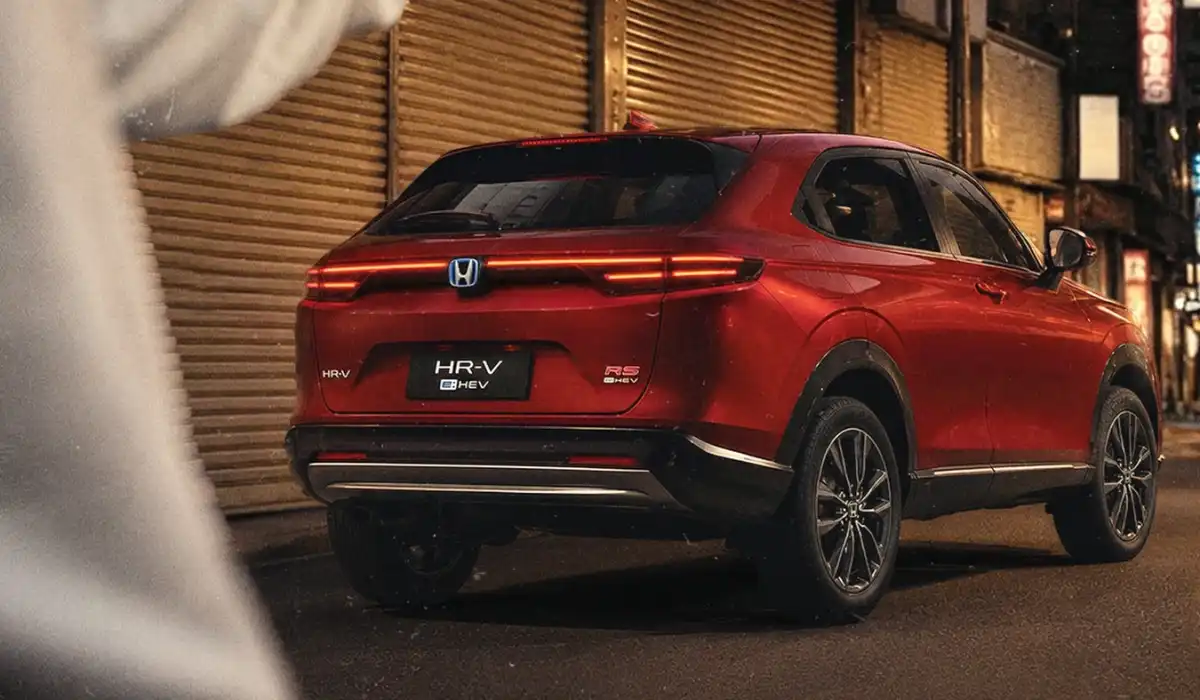 Menakar Realitas Dampak Abu Vulkanik ke Mobil Listrik dan Hybrid Sebelum Baterai Terdegradasi